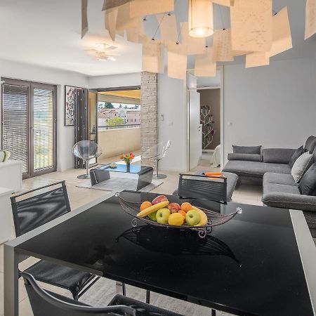 Apartment Residence โปเรช ภายนอก รูปภาพ